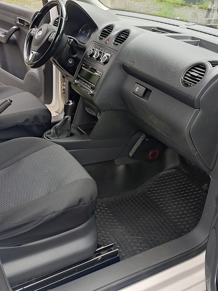 Volkswagen Caddy 7 of 9