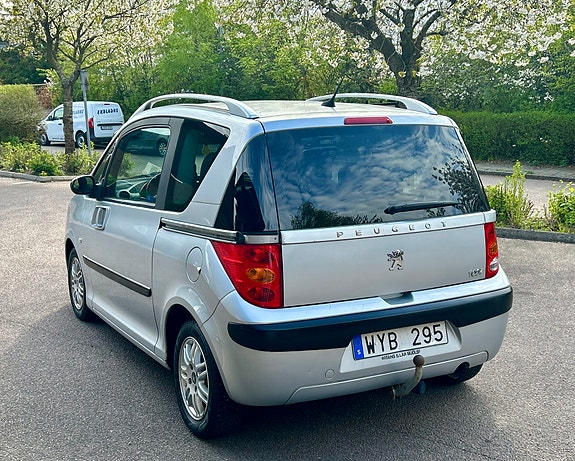 Peugeot 1007 4 of 5