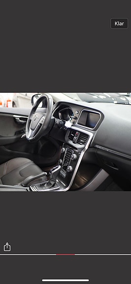 Volvo V40 Cross Country 4 of 9