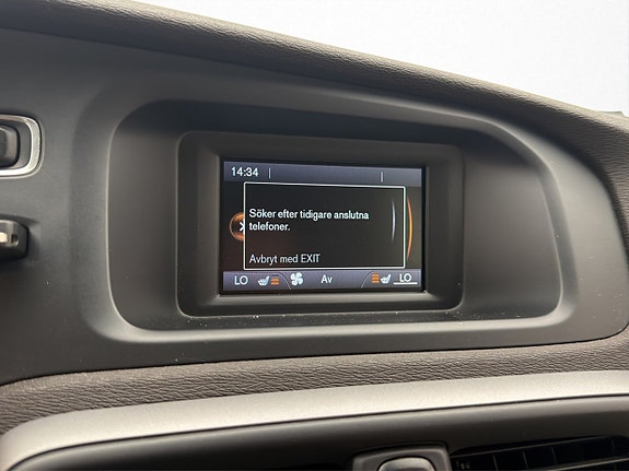 Volvo V40 16 of 25