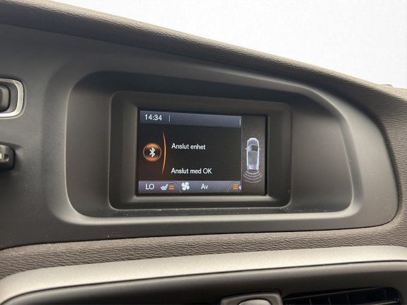Volvo V40 15 of 25