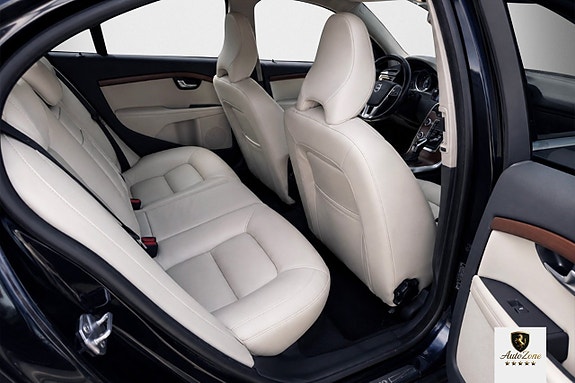 Volvo S80 13 of 15
