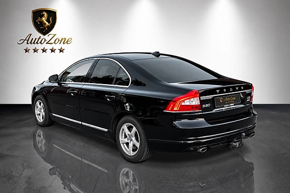Volvo S80 4 of 15