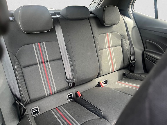 Skoda Fabia 14 of 16