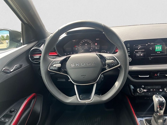 Skoda Fabia 10 of 16