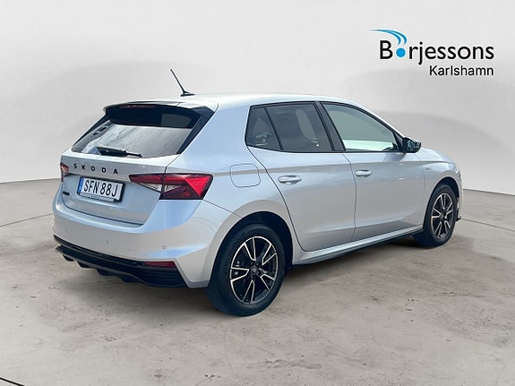 Skoda Fabia 3 of 5