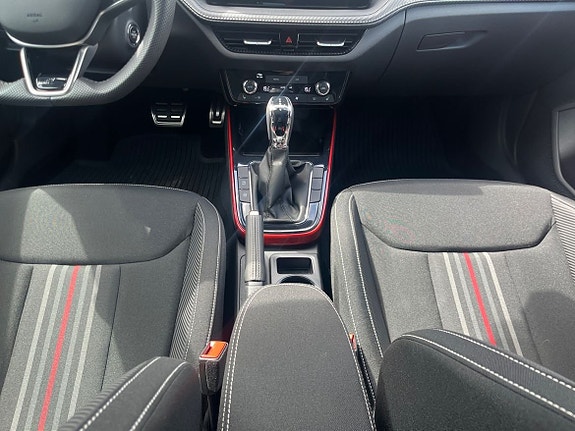 Skoda Fabia 12 of 16