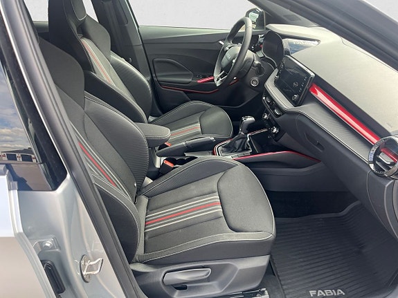 Skoda Fabia 13 of 16