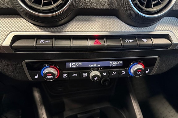Audi Q2 23 of 23