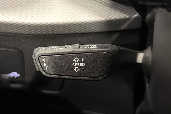 Audi Q2 18 of 23