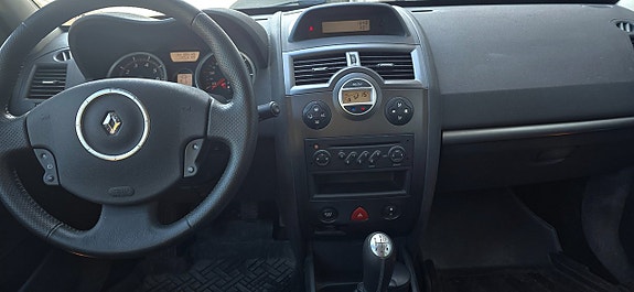 Renault Megane 3 of 18