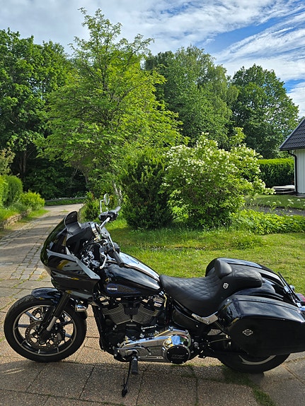 Harley-Davidson LOW RIDER ST (jekill and hyde) 2 of 9