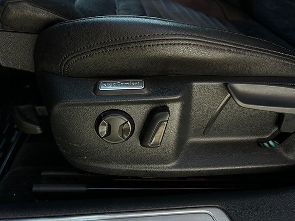 Volkswagen Passat 20 of 30