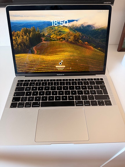 Apple Macbook air 13 tum (2019)