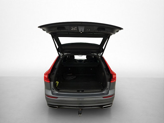 Volvo XC60 30 of 30