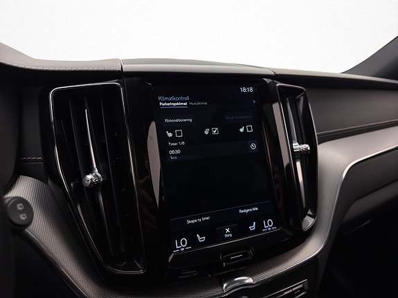 Volvo XC60 26 of 30