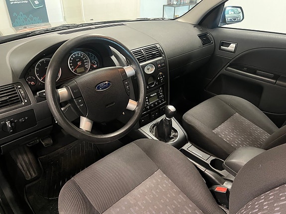 Ford Mondeo 8 of 14