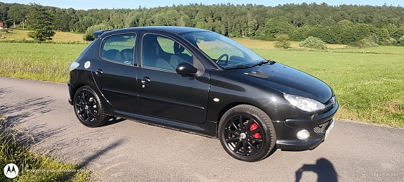 Peugeot 206 2 of 5