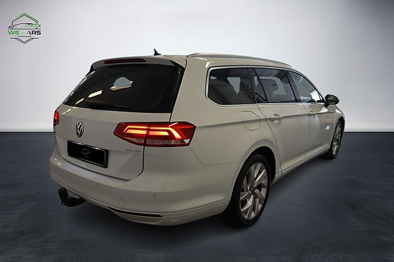 Volkswagen Passat 10 of 20