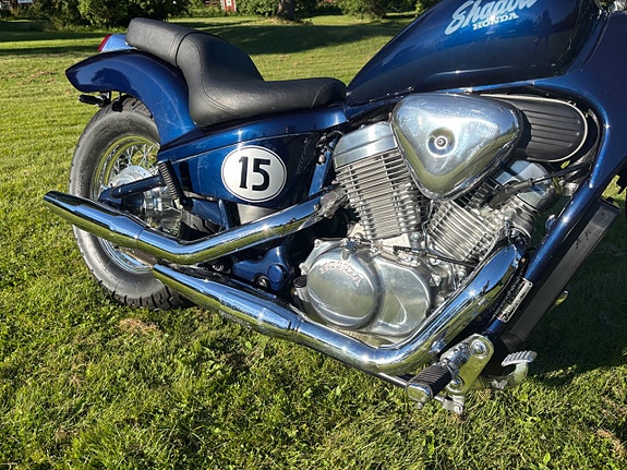 Honda Shadow VT 600 toppskick 1170 mil 5 of 14
