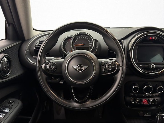 MINI Cooper S 13 of 30