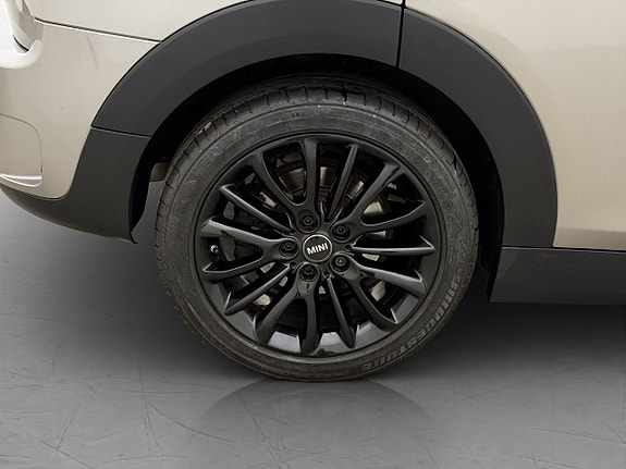 MINI Cooper S 29 of 30
