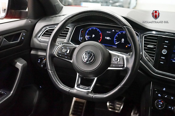 Volkswagen T-Roc 13 of 24