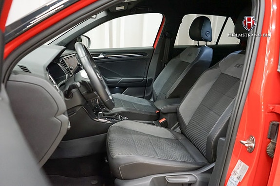 Volkswagen T-Roc 10 of 24