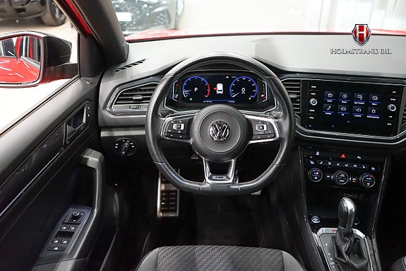 Volkswagen T-Roc 14 of 24