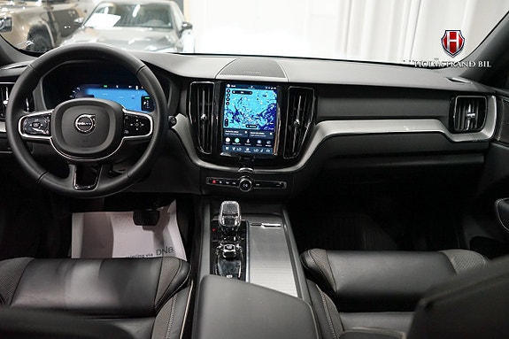 Volvo XC60 15 of 27