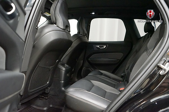 Volvo XC60 13 of 27