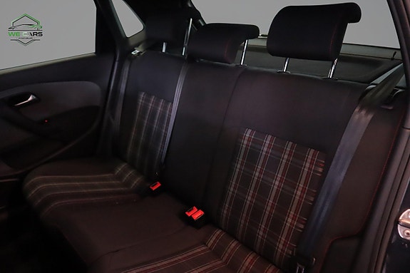 Volkswagen Polo 19 of 19