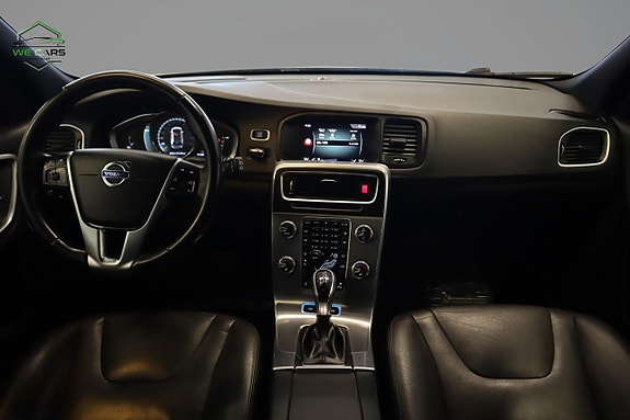 Volvo V60 18 of 22