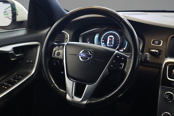 Volvo V60 13 of 22