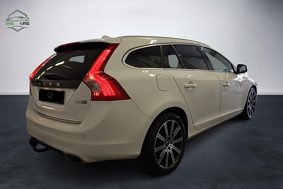 Volvo V60 11 of 22