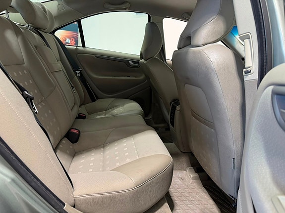 Volvo S60 12 of 19
