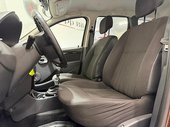 Dacia Duster 15 of 17