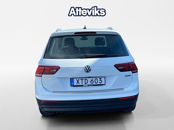 Volkswagen Tiguan 4 of 5