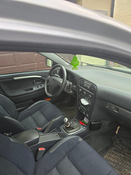 Volvo V40 5 of 5