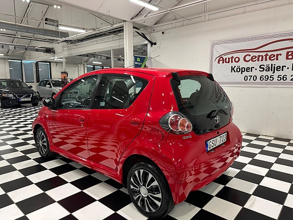 Toyota Aygo 5 of 5