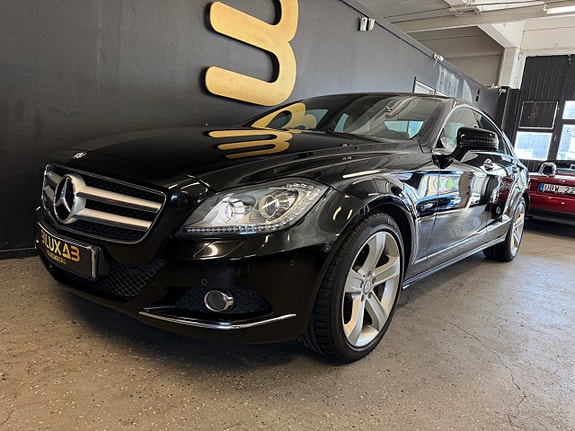 Mercedes-Benz CLS350 4 of 5