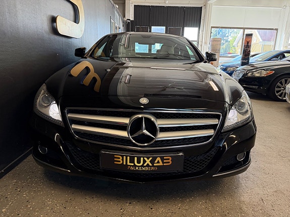 Mercedes-Benz CLS350 5 of 5