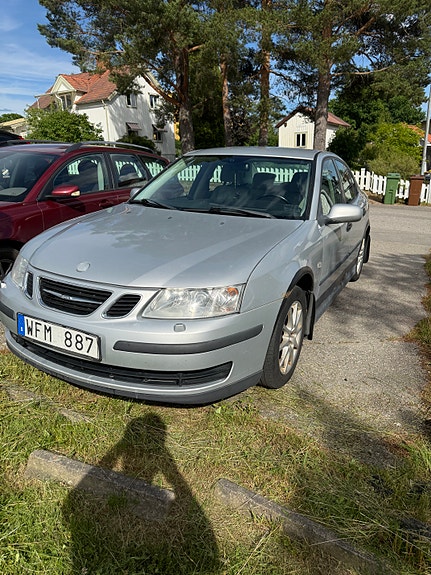Saab 9-3 2 of 5