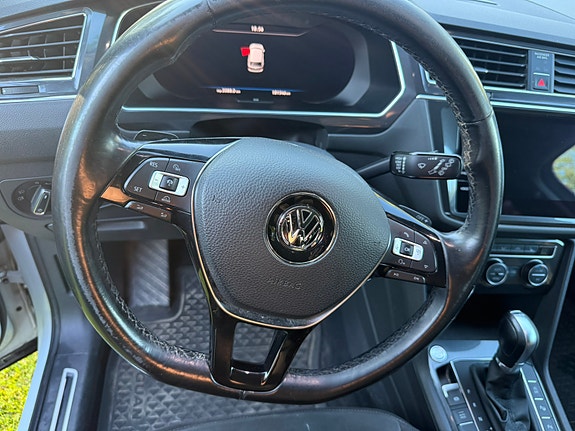 Volkswagen Tiguan Allspace 10 of 12