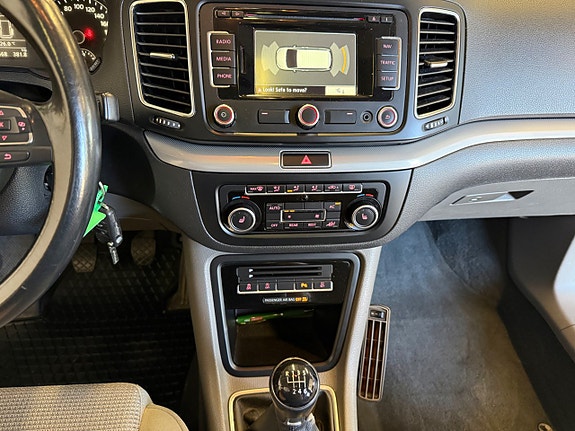 Volkswagen Sharan 9 of 14