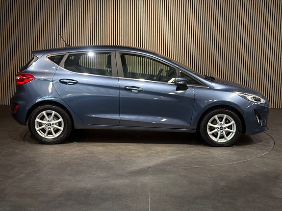 Ford Fiesta 3 of 5