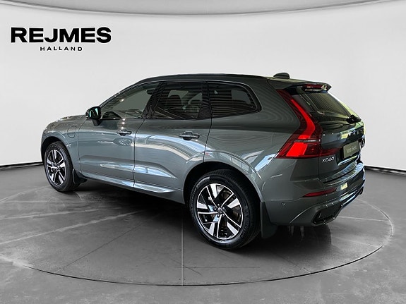Volvo XC60 3 of 5