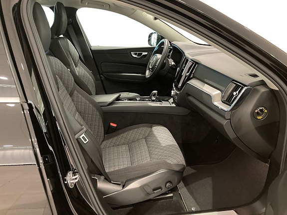 Volvo XC60 5 of 5