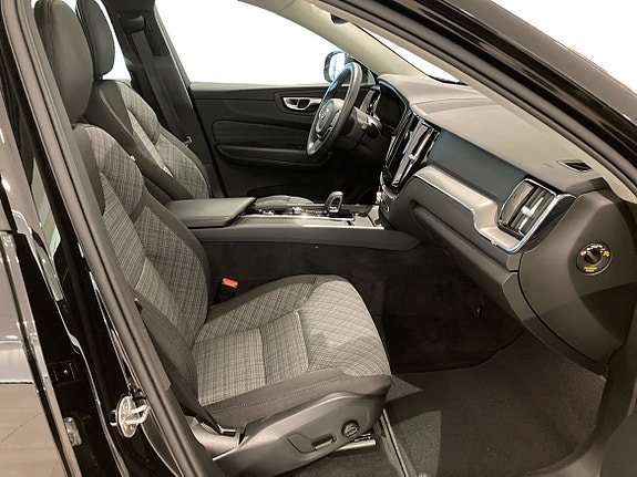 Volvo XC60 5 of 5