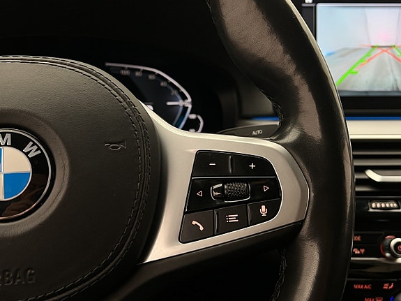 BMW 530e 19 of 30